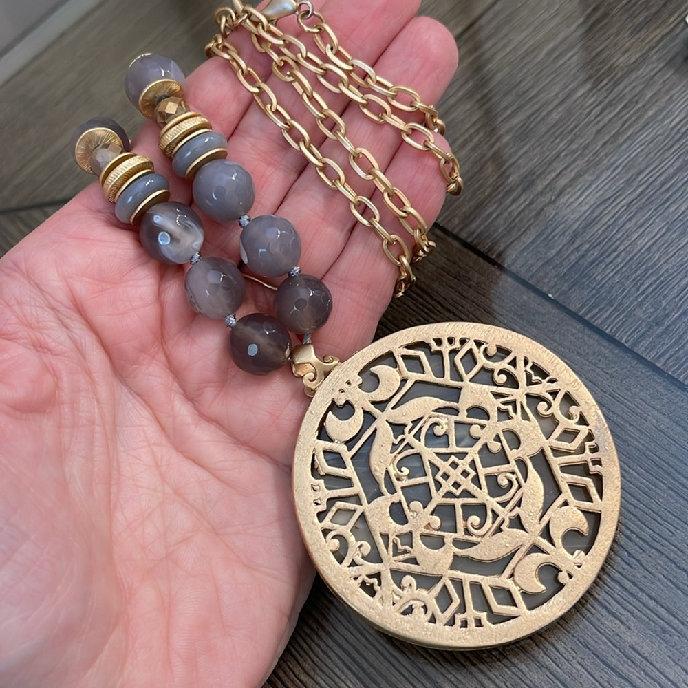 Matte Gold-tone Chain Grey Beads and Large Medallion - Picture 14 of 16